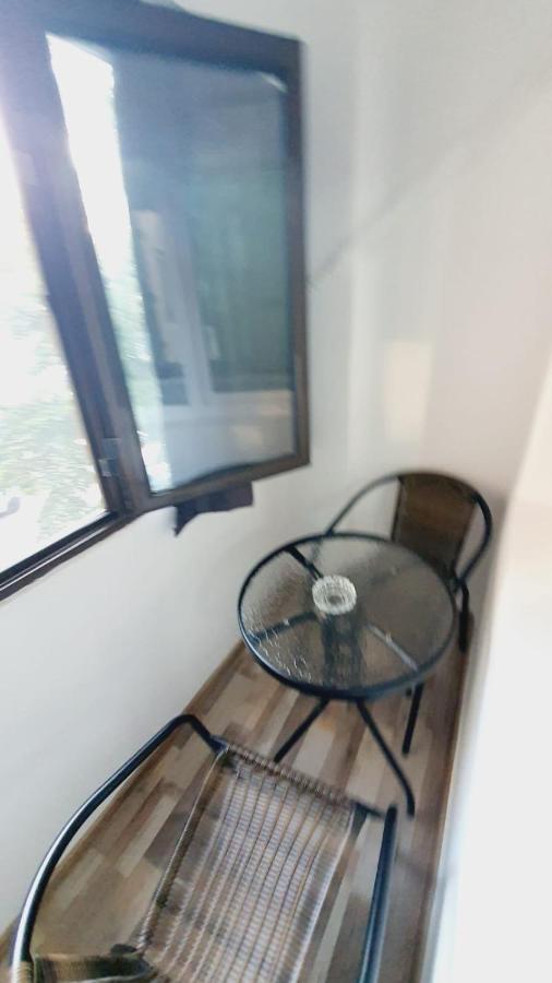 Apartament Radoi Leilighet Drobeta Turnu Severin Eksteriør bilde