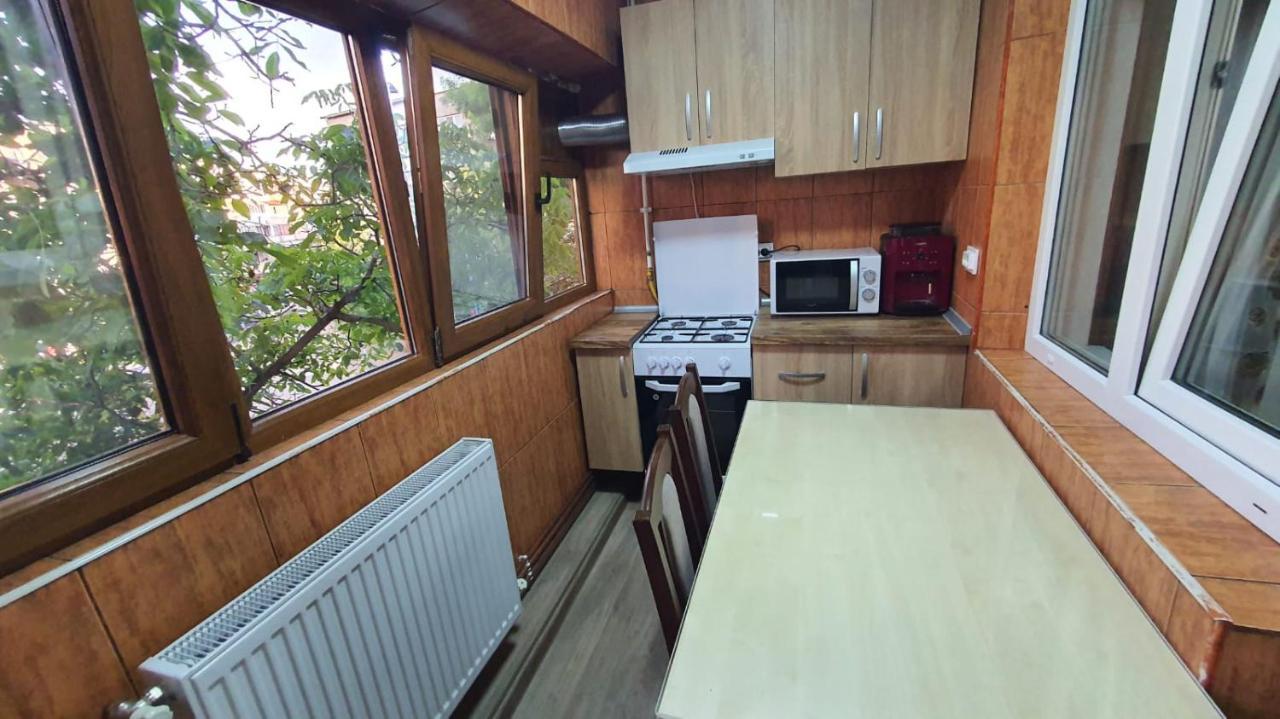 Apartament Radoi Leilighet Drobeta Turnu Severin Eksteriør bilde