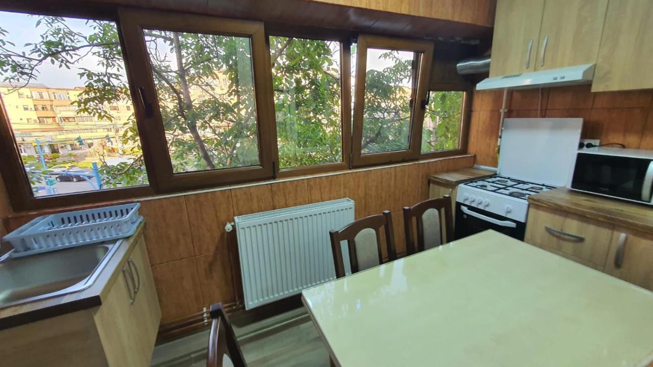 Apartament Radoi Leilighet Drobeta Turnu Severin Eksteriør bilde